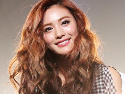 Nana After School Ungkap Keinginannya Untuk Bisa Cium Member Boy Grup!